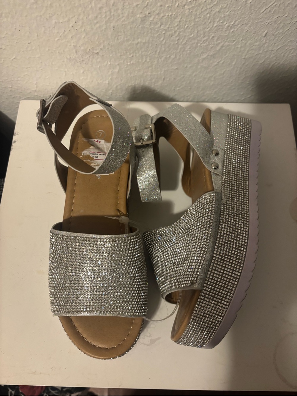 Forever 21 Silver Glitter Platform Sandals - Picture 4 of 5
